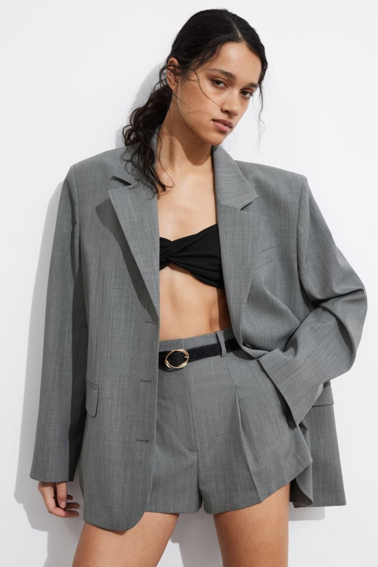 

Элегантные шорты и другие истории H&M, серый