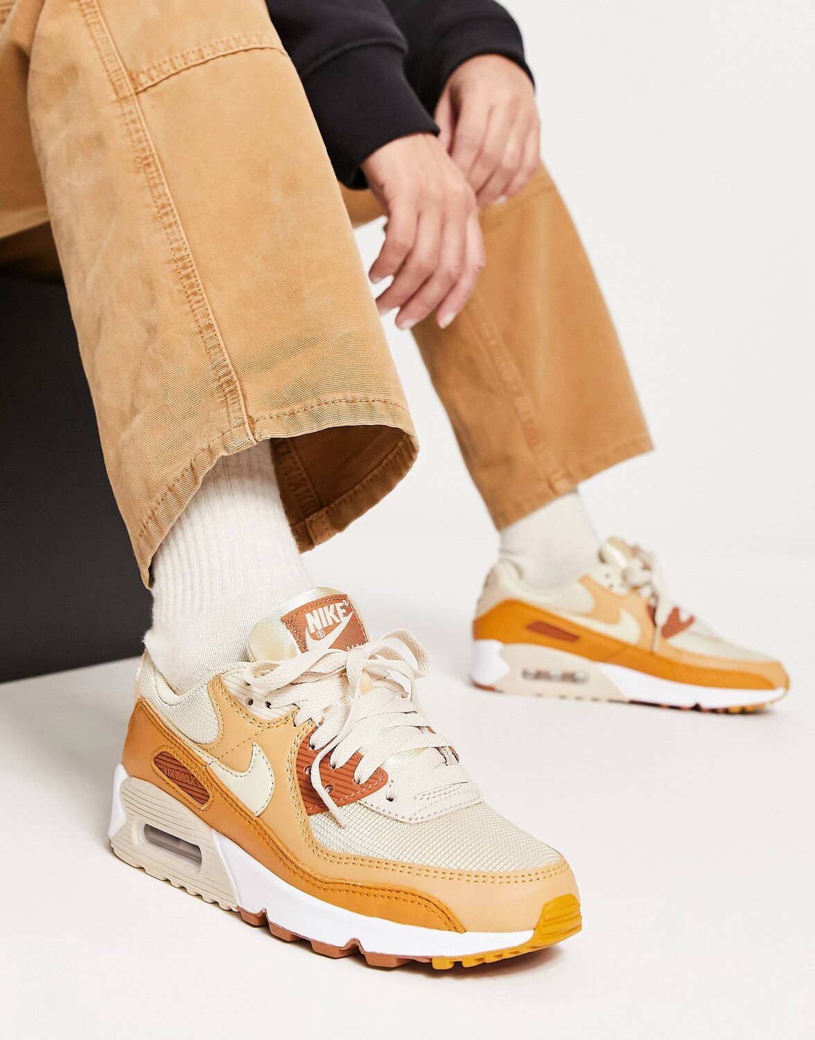 

Кроссовки Nike Air Max 90 бежевого цвета с овсянкой и чатни