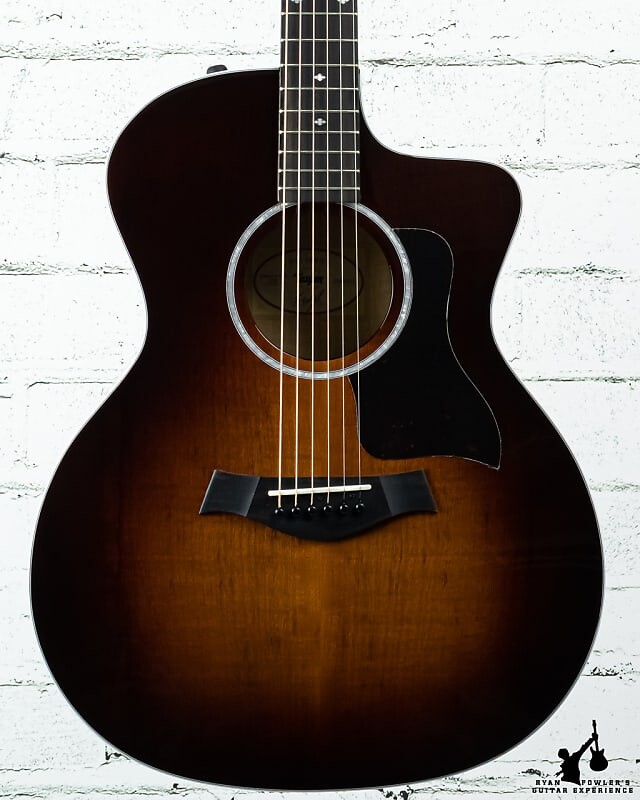 

Taylor 224ce-UA DLX LTD Urban Ash Sunburst с футляром (# 2213) 224ce-UA DLX LTD Urban Ash w/ Case (#2213)