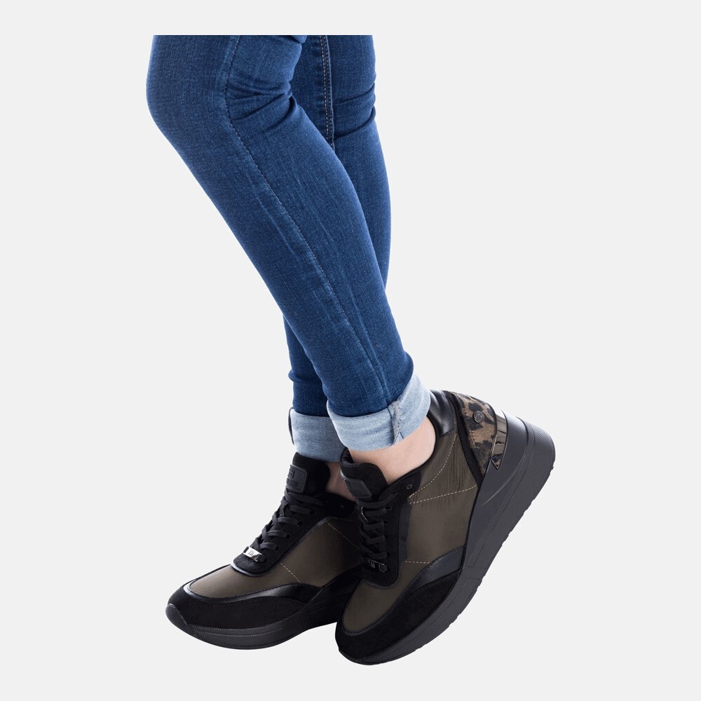 

Кроссовки Xti Zapatillas Altas, kakhi