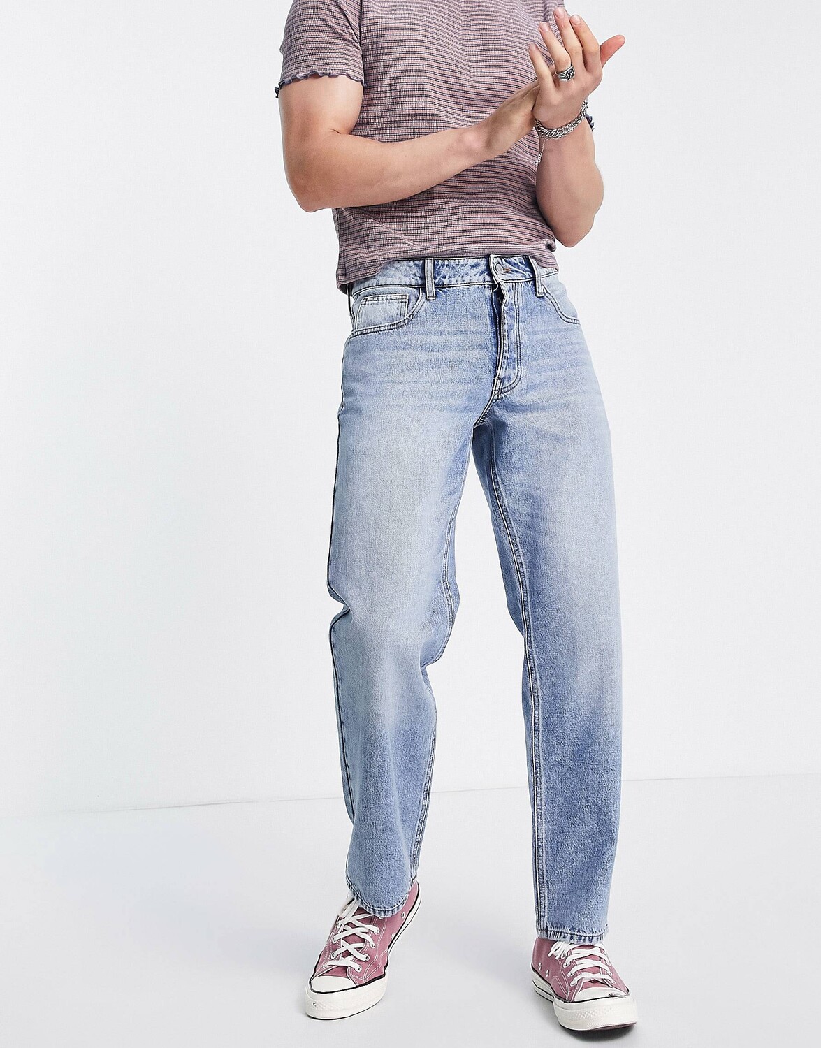 

Потертые джинсы классического кроя ASOS DESIGN