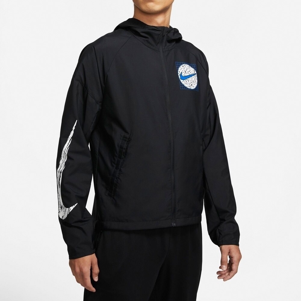 

Куртка Nike Essential Wild Run Casual Hooded, черный