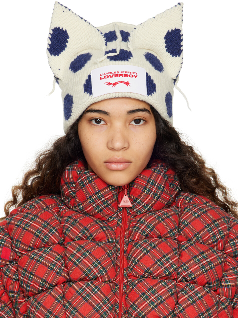 

Белая шапка с массивными ушками Charles Jeffrey Loverboy