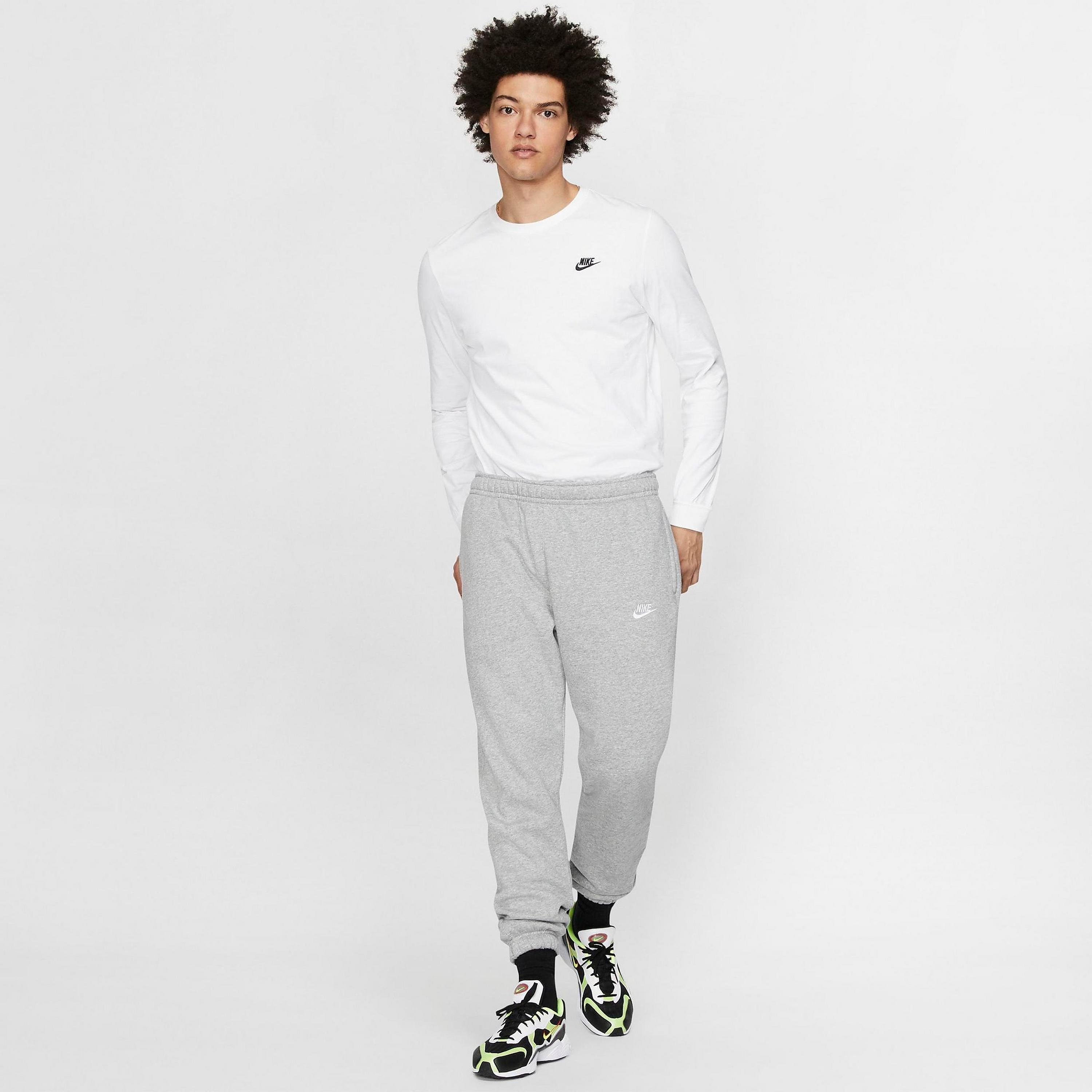 Мужские брюки-джоггеры из джерси Nike Sportswear Club, серый – купить из-заграницы через сервис «CDEK.Shopping»