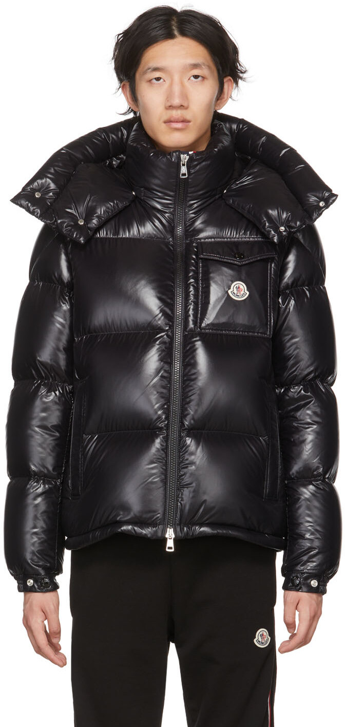 

Черный пуховик Montbeliard Moncler