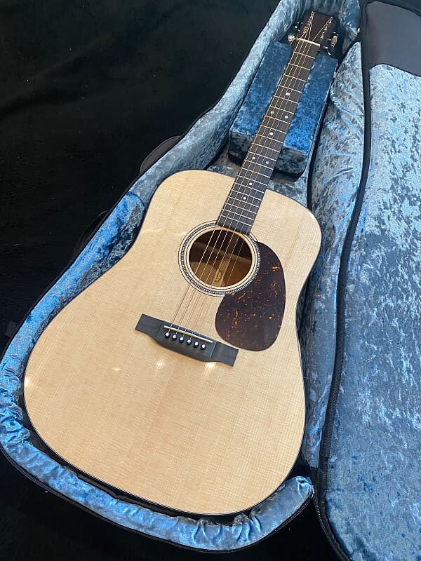 

Martin D-16E № 2611128 (4 фунта, 1,9 унции)