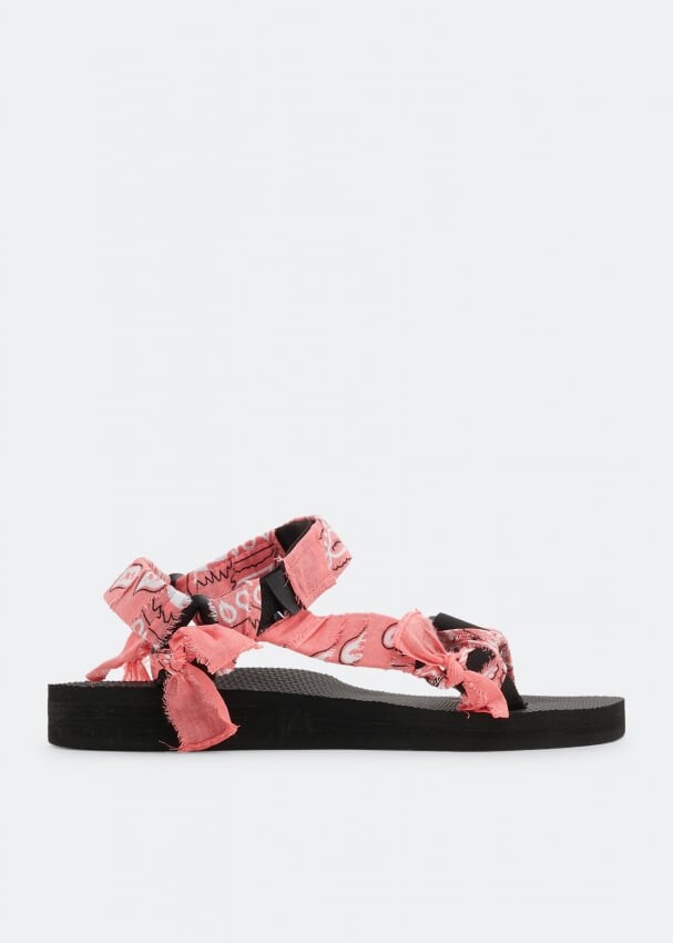 

Сандалии ARIZONA LOVE Trekky sandals, розовый