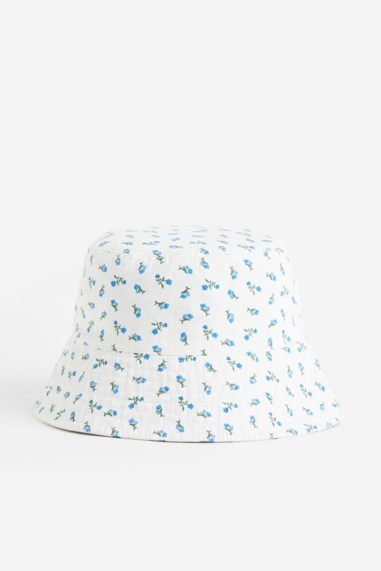 

Хлопковая шляпа-ведро H&M, белый/цветочный