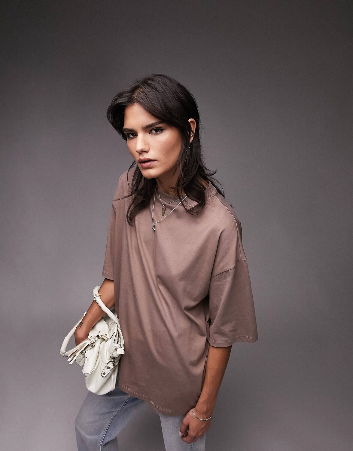 

Серо-коричневая футболка оверсайз Topshop