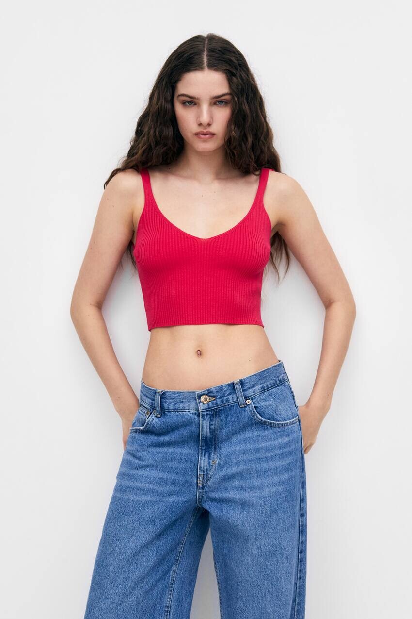 

Укороченный топ в рубчик Pull&Bear, фуксия