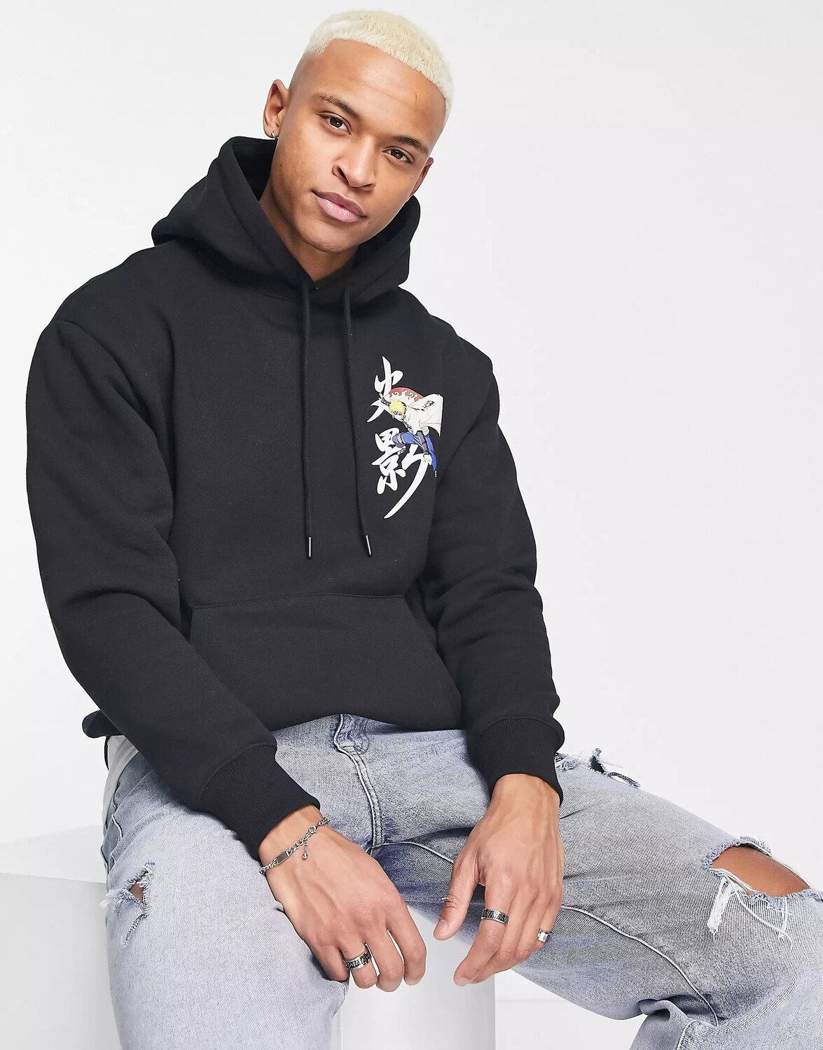 цена Толстовка Pull&bear X Naruto, черный