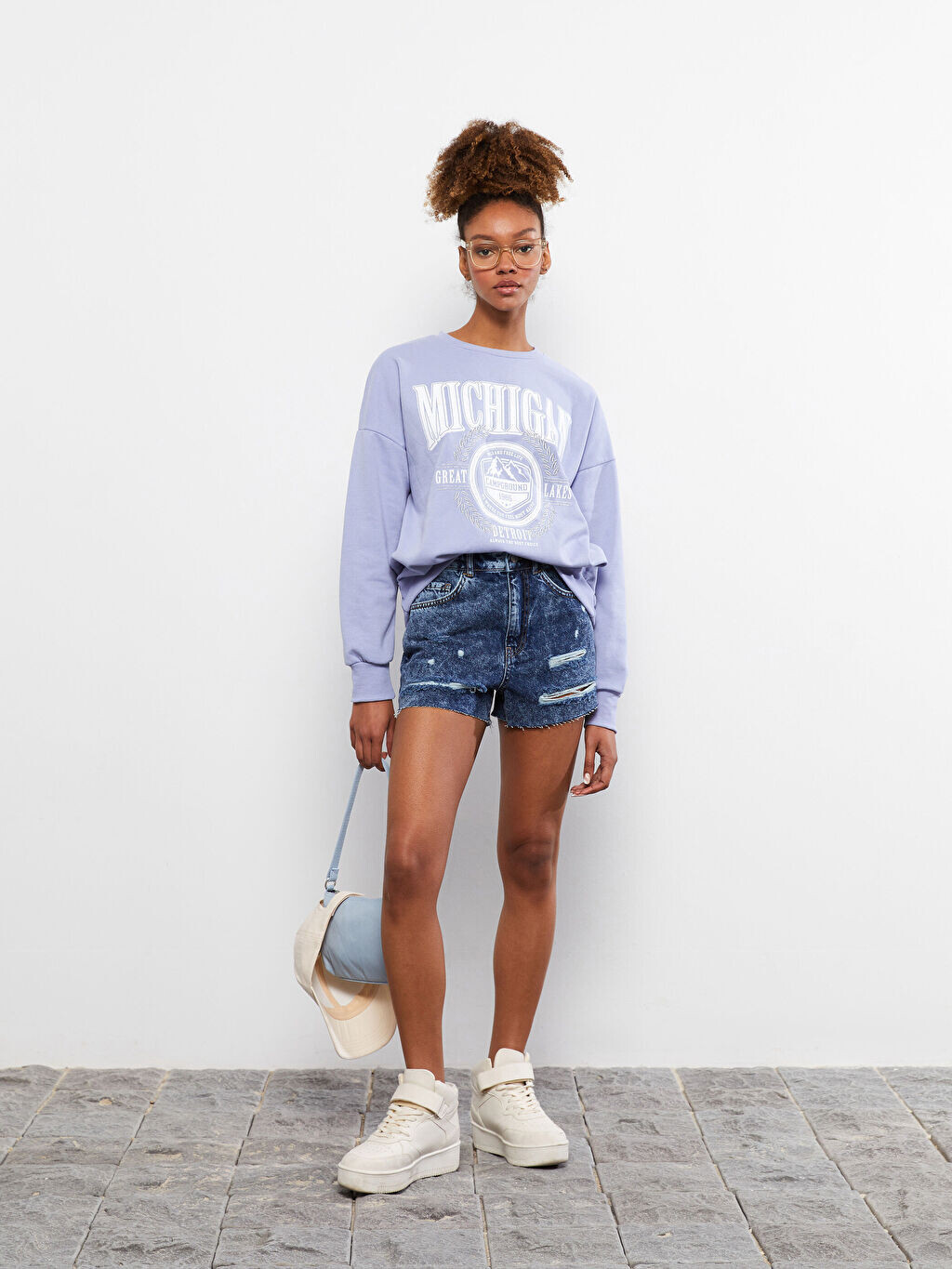 

Женские джинсовые шорты с высокой талией и прямыми карманами LCW Jeans