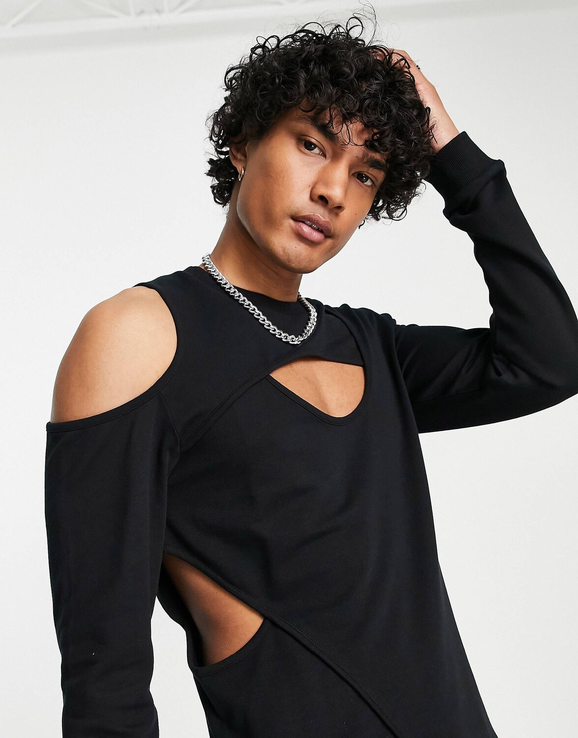 

Черная толстовка с вырезными вставками ASOS DESIGN, Черный