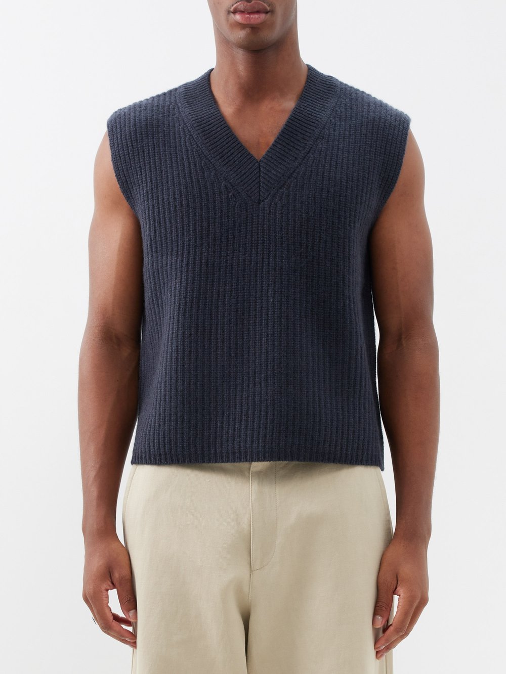 цена Кашемировый свитер-жилет mr southbank Arch4, серый