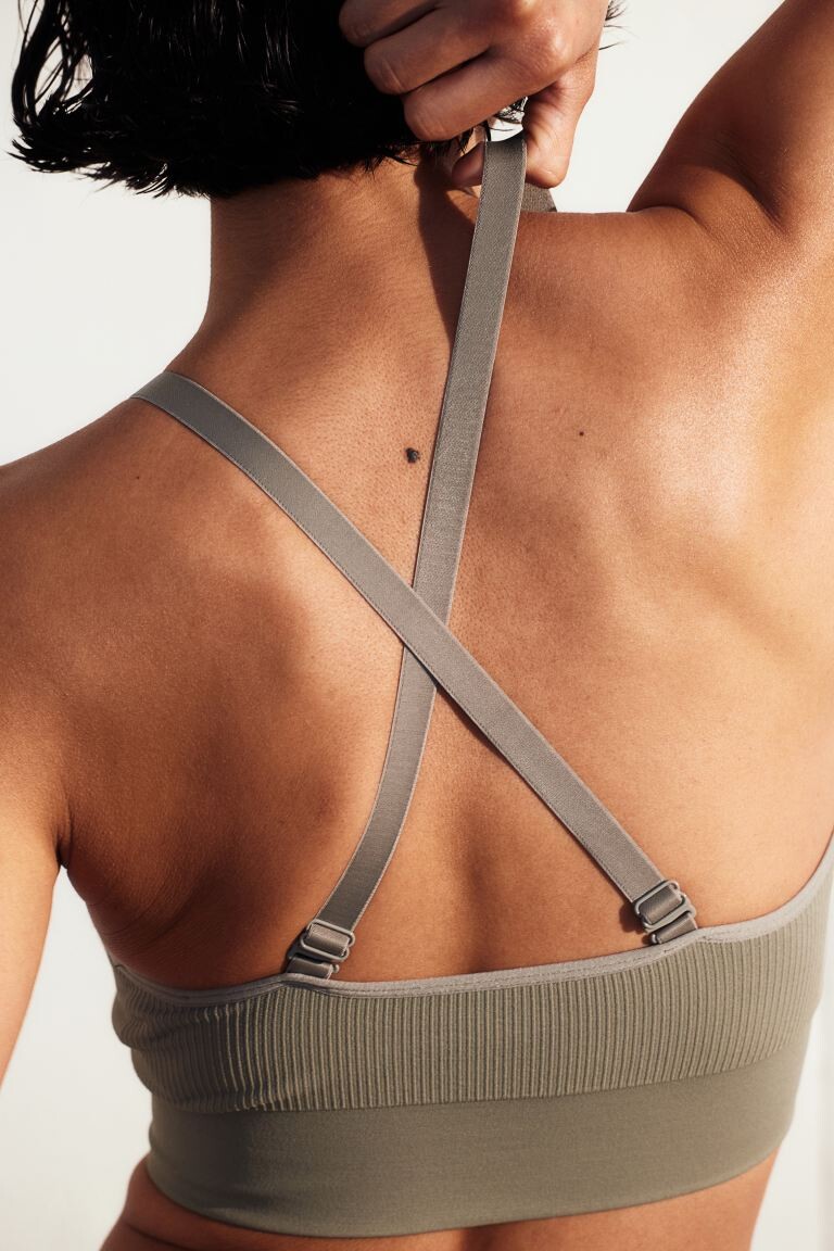 

Спортивный бюстгальтер Drymove средней поддержки H&M, зеленый