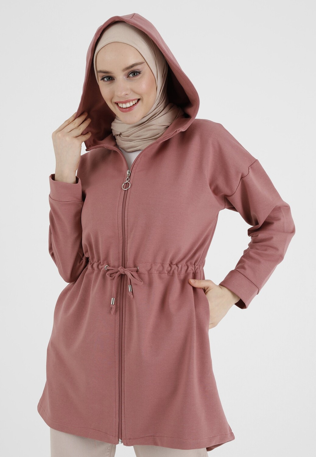 

Пальто короткое Modanisa, коричневый
