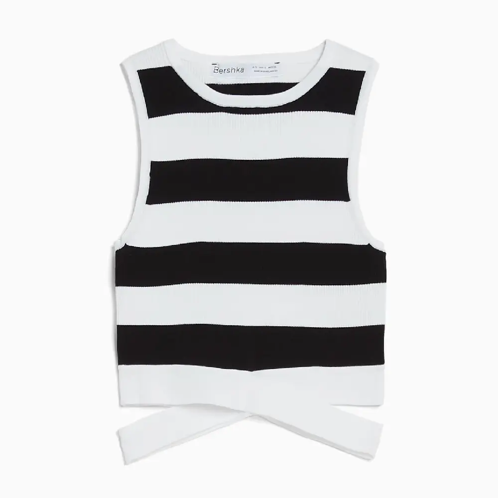 

Топ Bershka Knit With Crossover Straps, белый/черный