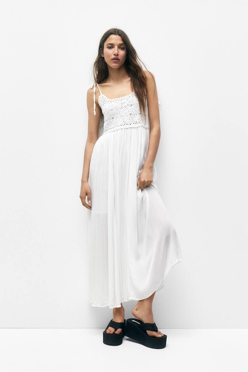 

Белое платье миди крючком Pull&Bear, белый