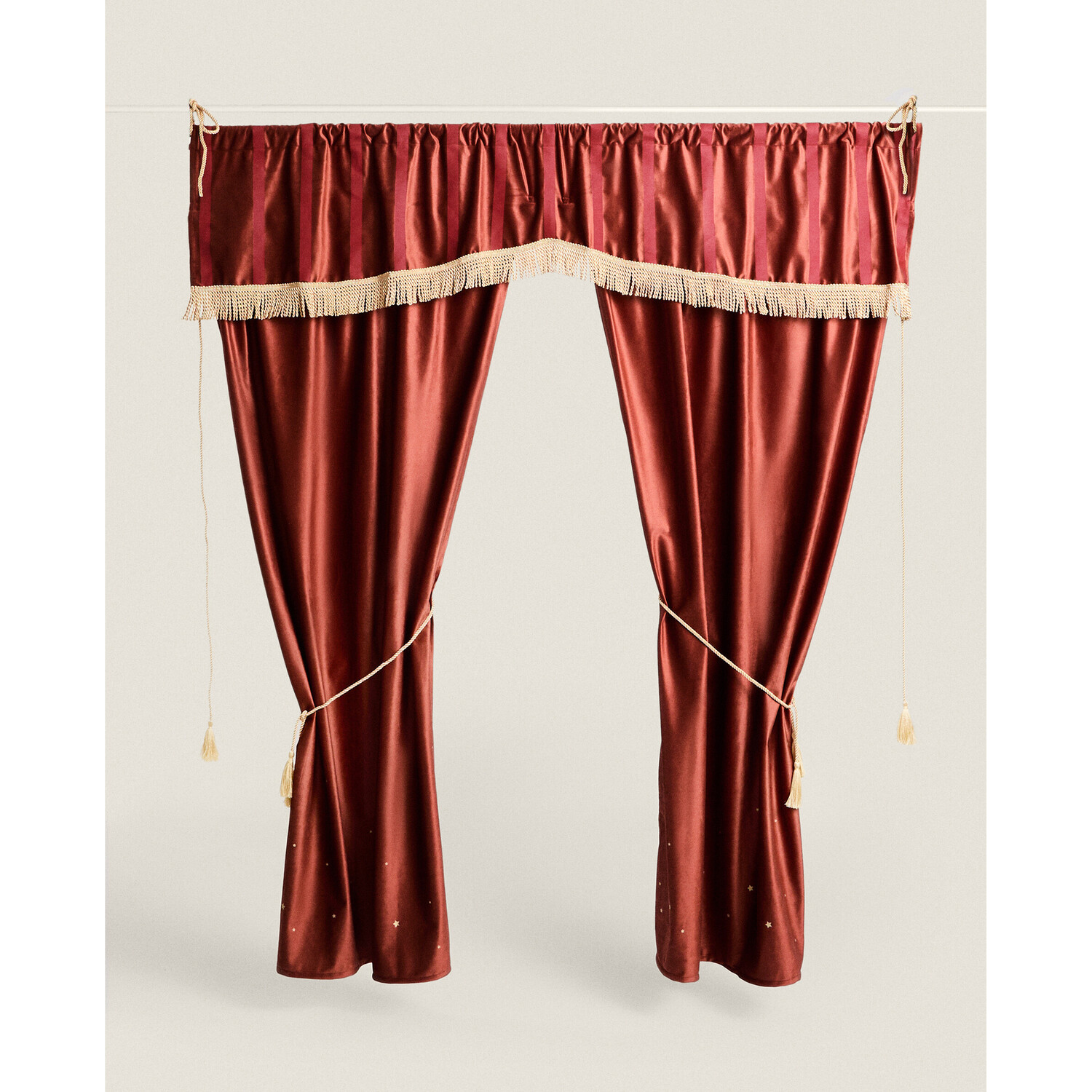 

Детский театральный занавес Zara Home, бордовый