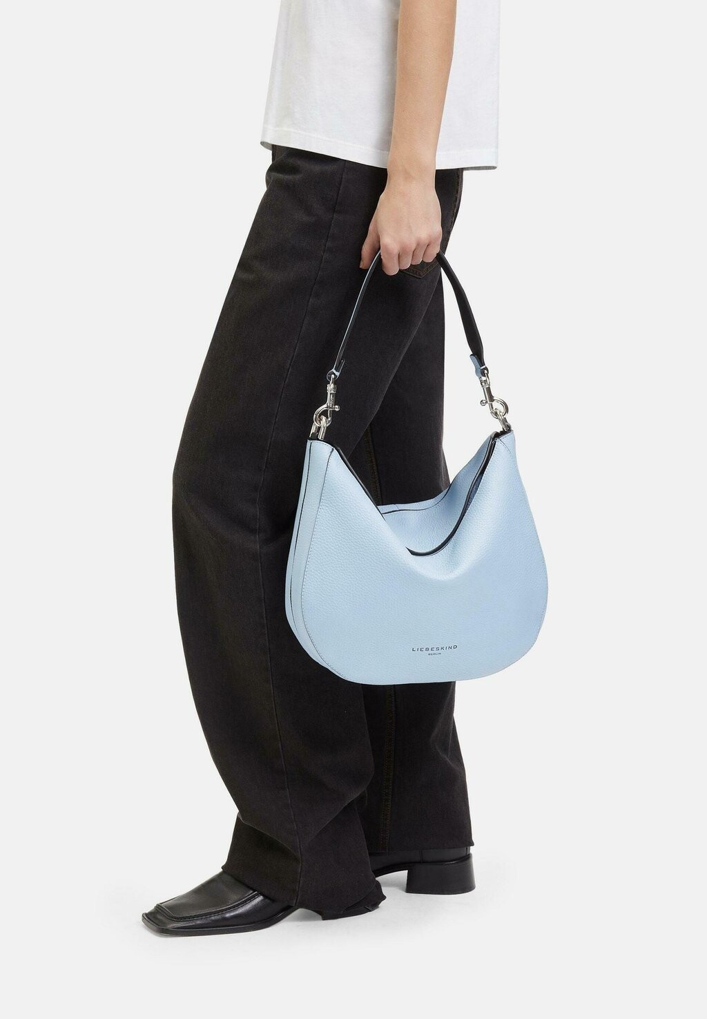 

Сумка ALESSA HOBO MIT MAGNETVERSCHLUSS Liebeskind Berlin, цвет hellblau