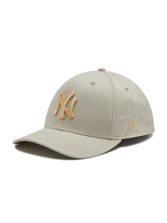 

Кепка New Era, бежевый