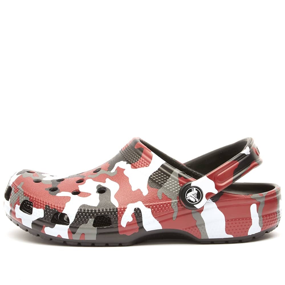 

Сандалии Crocs Classic Printed Camo Clog