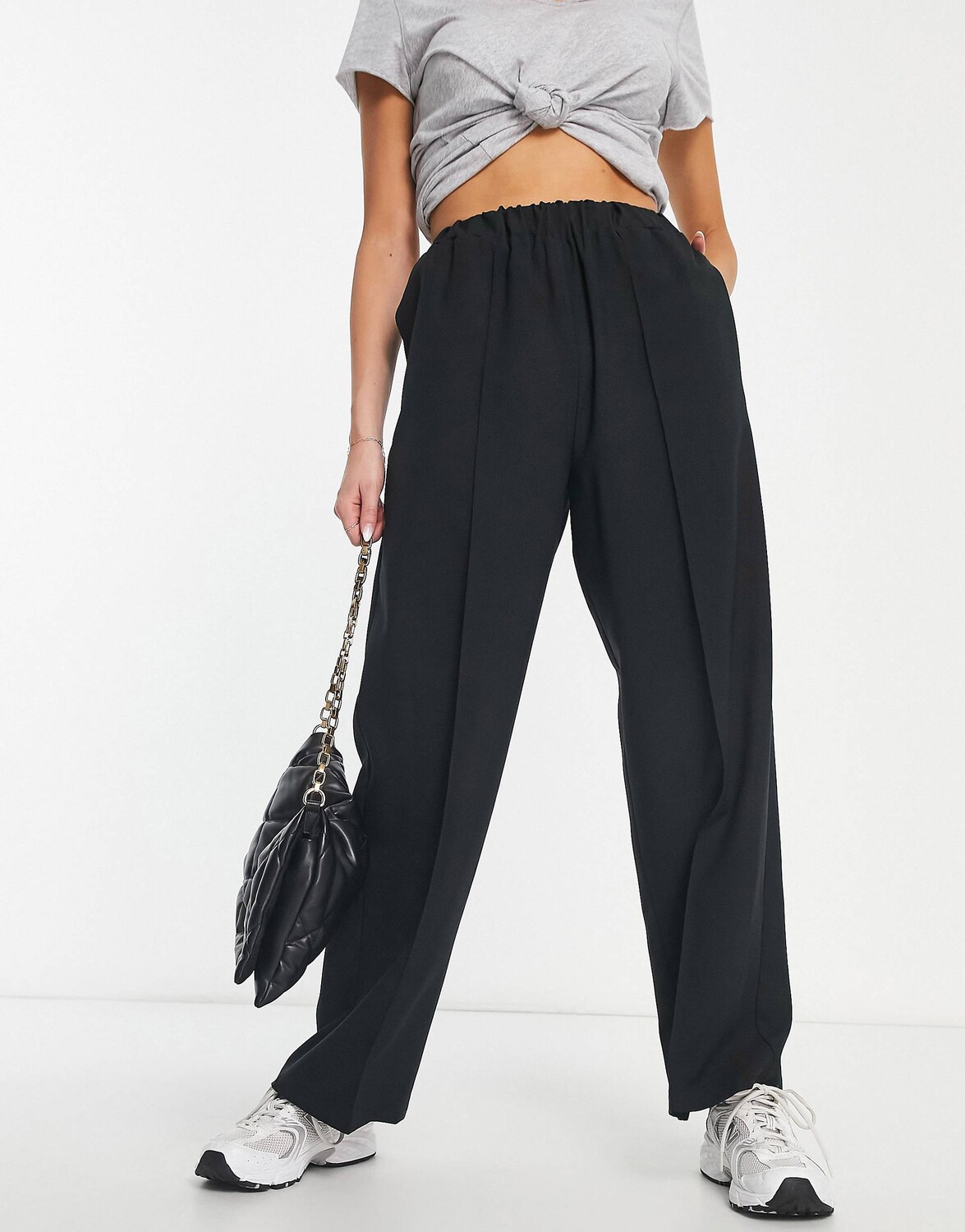 

Черные брюки строгого кроя с эластичным поясом ASOS DESIGN, Черный