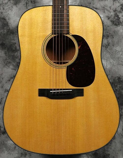 

Мартин - Д-18 Martin D-18