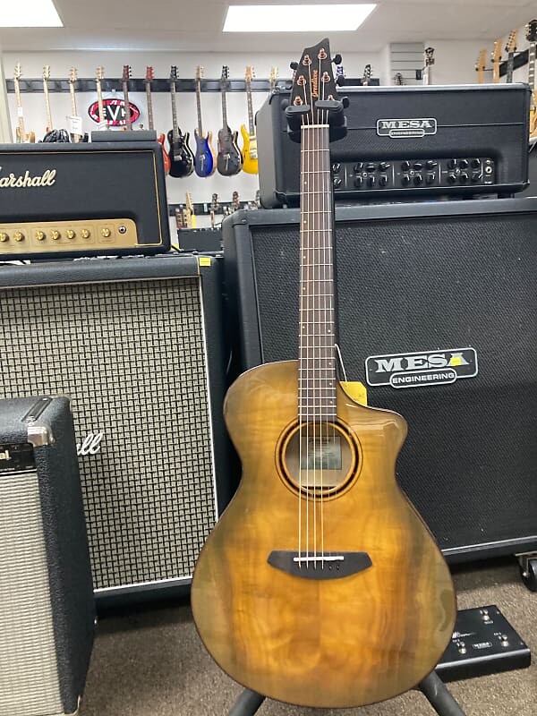 

Акустическая электрогитара Breedlove Breedlove ECO Pursuit Exotic S Concert CE Amber Breedlove ECO Pursuit Exotic S Concert CE Acoustic-Electric Guitar