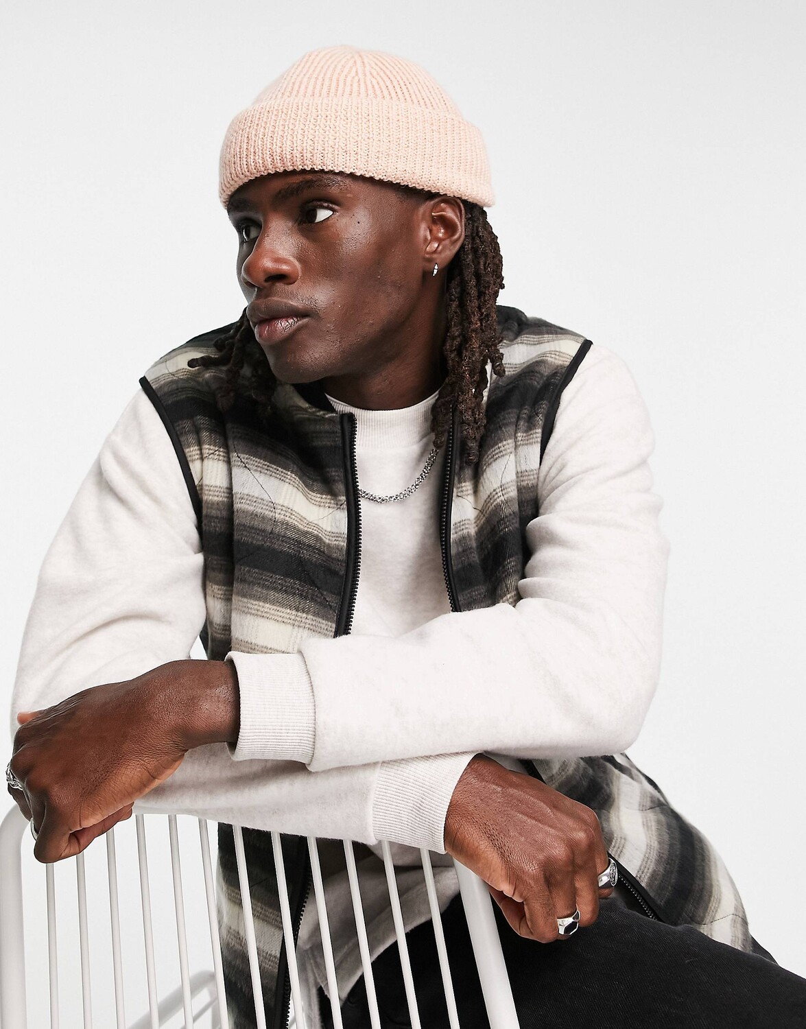 

Розовая шапка-бини в рубчик ASOS DESIGN из овечьей шерсти ASOS DESIGN
