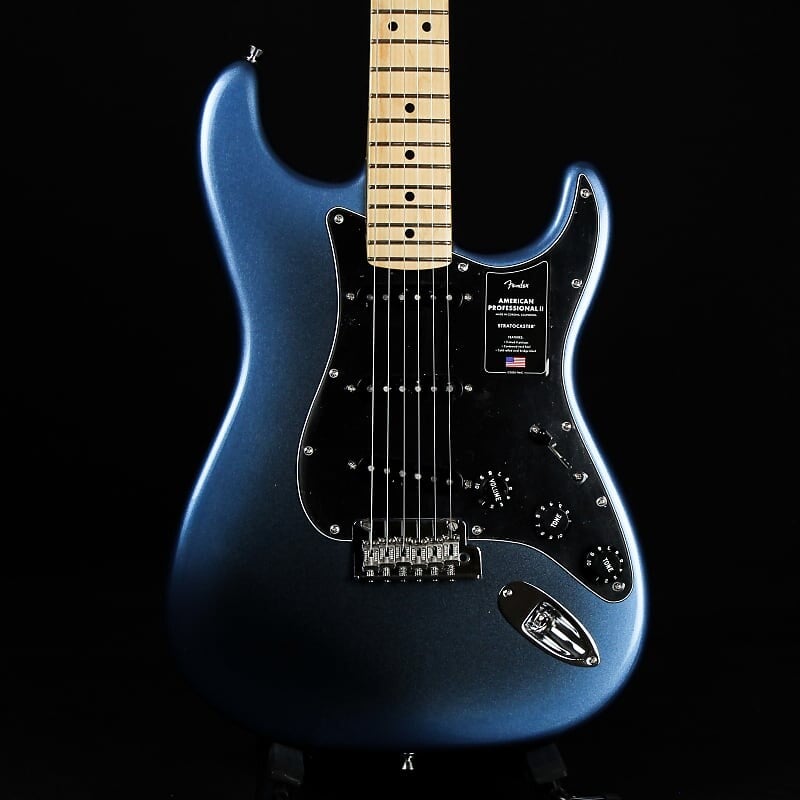 

Fender American Professional II Stratocaster SSS - Накладка на гриф Dark Night Maple (US21036473)