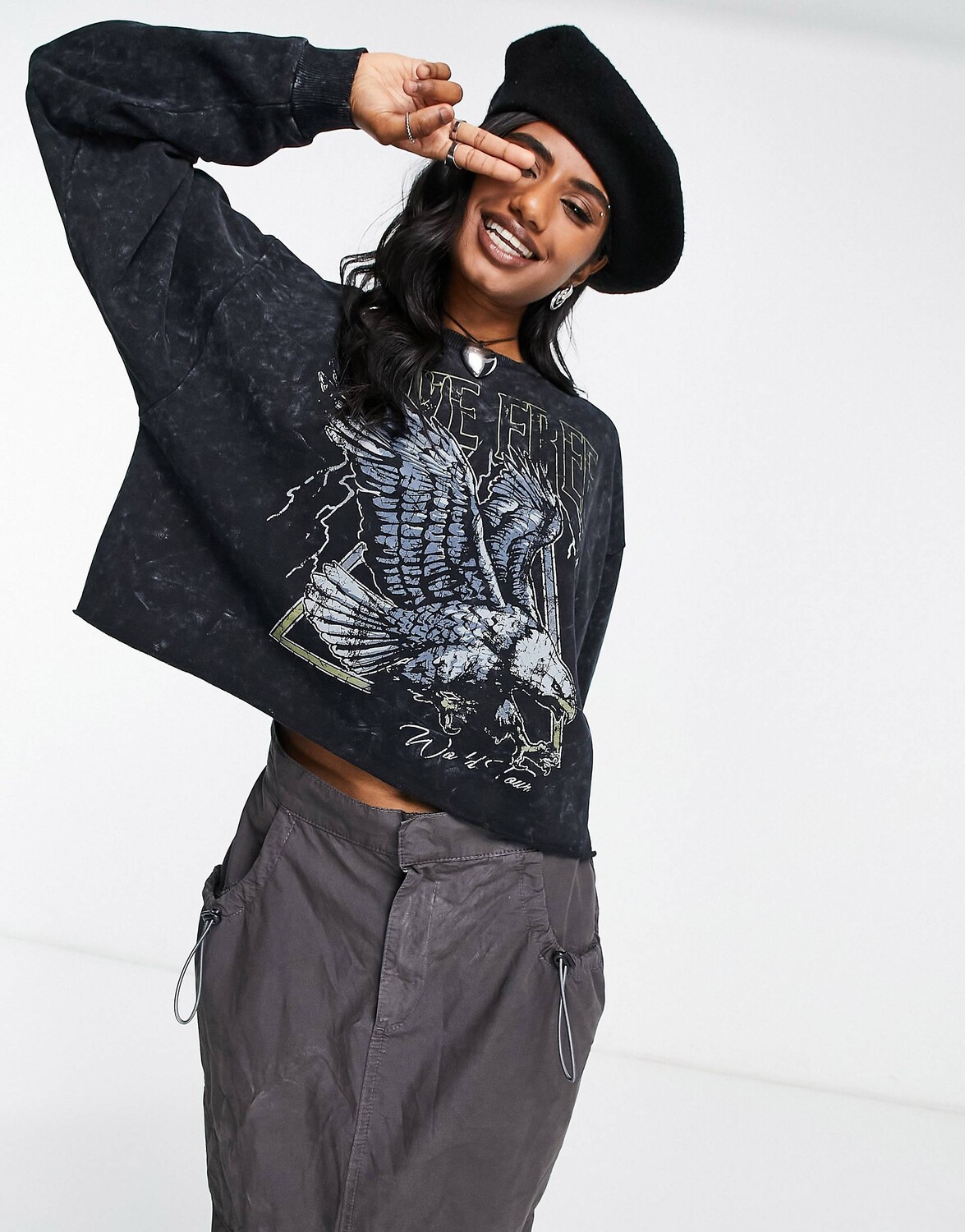 

Толстовка ASOS DESIGN \"летучая мышь\" с необработанным краем и угольным рисунком ASOS DESIGN