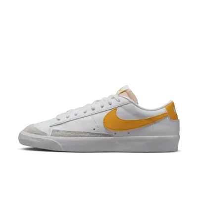 

Кроссовки Nike Blazer Low '77 Vintage, цвет White/Phantom/University Gold