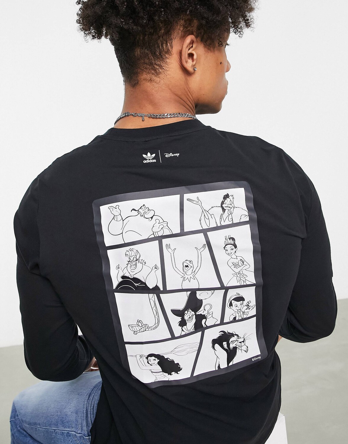 

Черная футболка с длинными рукавами adidas Originals Disney