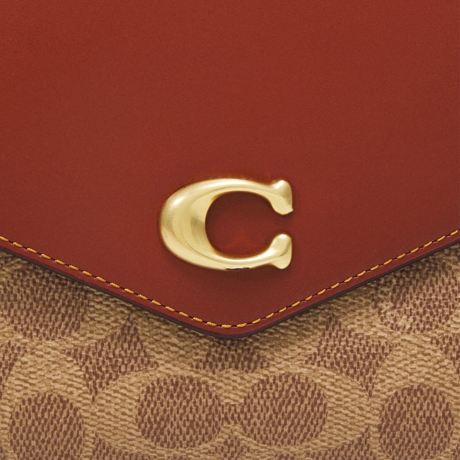 Coach signature best sale colorblock wristlet