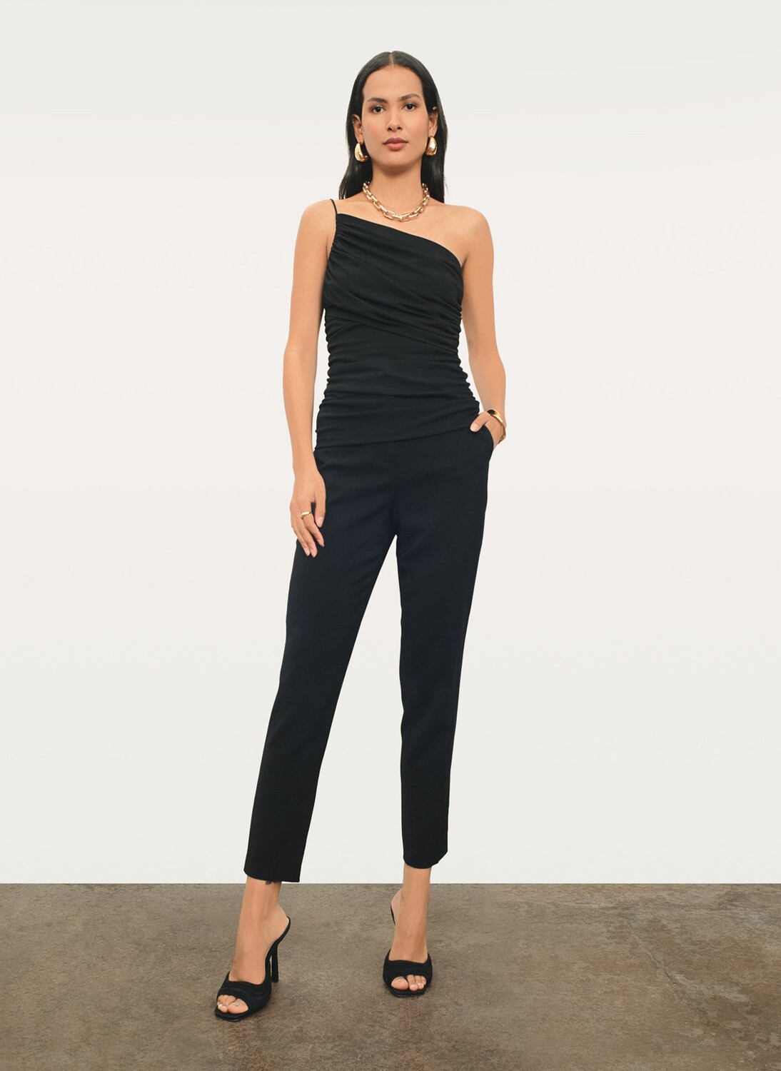 

Топ на одно плечо Donna Karan