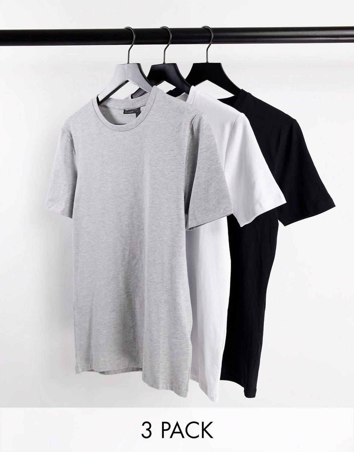 

Футболка с круглым вырезом ASOS DESIGN