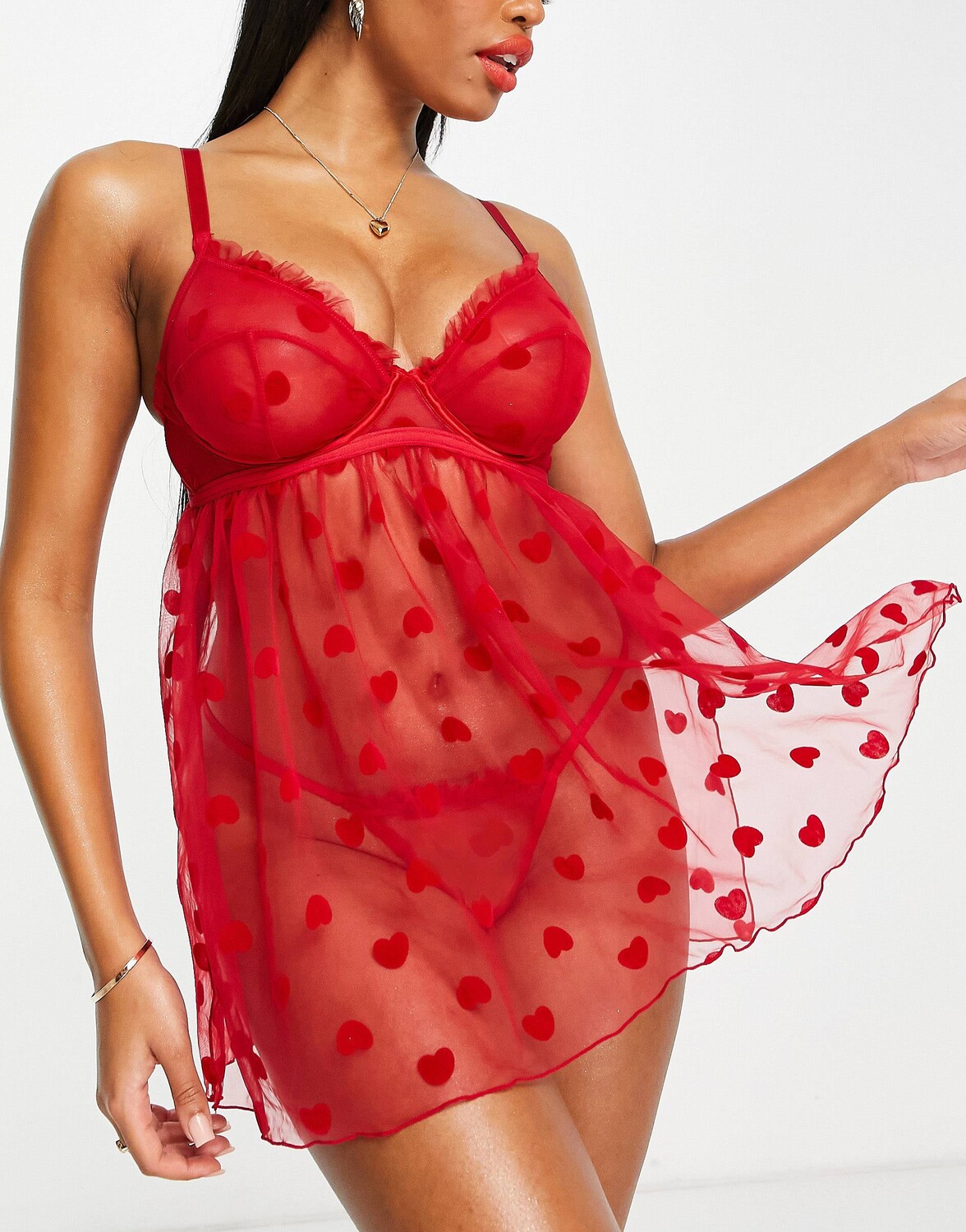 

Красные трусики-бэби-долл с сердечками и стрингами ASOS DESIGN Fuller Bust Valeria