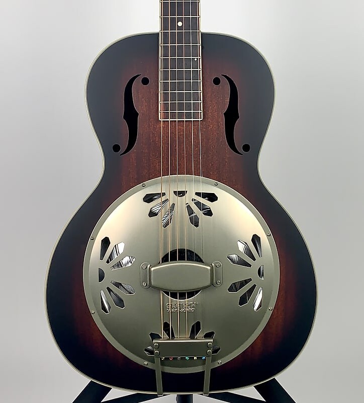 

Gretsch G9240 Alligator Resonator 2-цветный Sunburst G9240 Alligator Round-Neck Mahogany Body Biscuit Cone Resonator Guitar