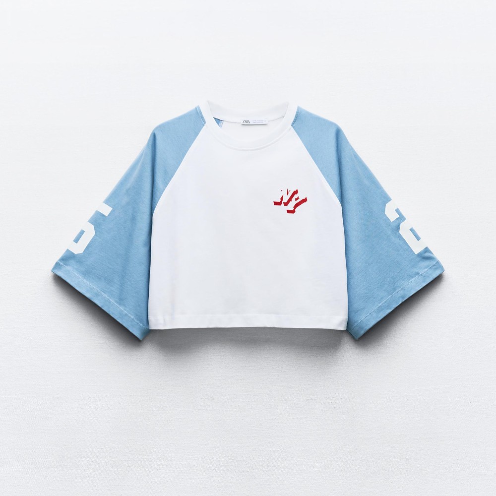 Футболка Zara Cropped Varsity With Number And Slogan, синий/белый футболка zara varsity with contrast ribbed slogan белый