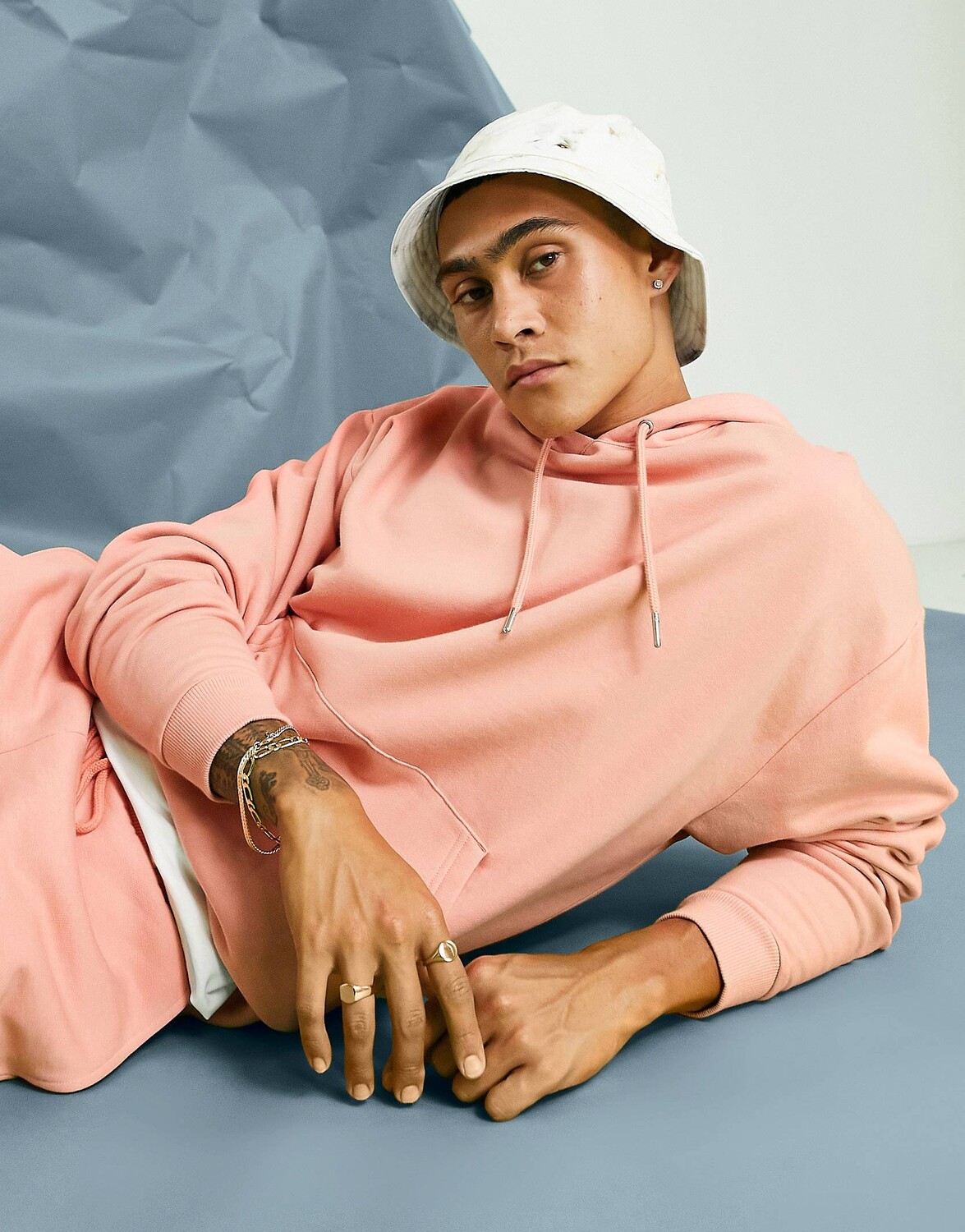 

Худи оверсайз пастельно-оранжевого цвета ASOS DESIGN