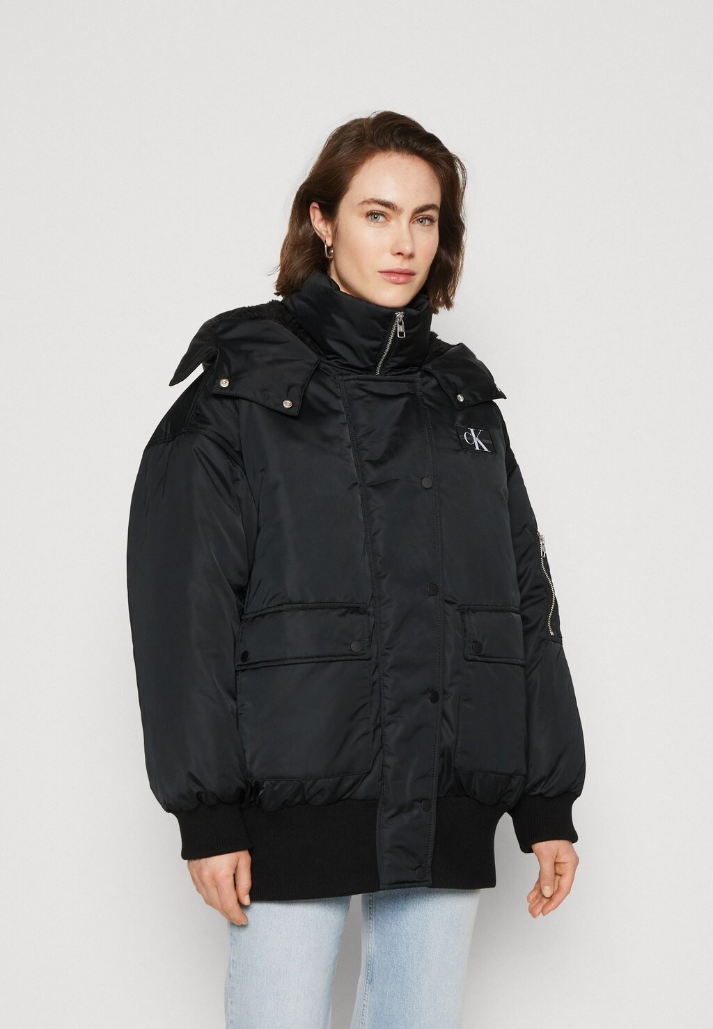 

Зимнее пальто Calvin Klein Jeans, черный