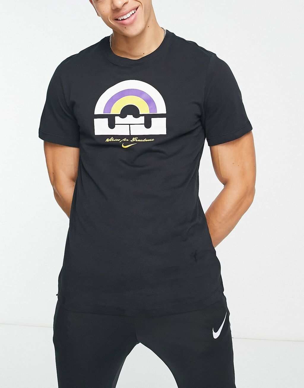 

Черная футболка с рисунком Nike Basketball Lebron James Dri-FIT