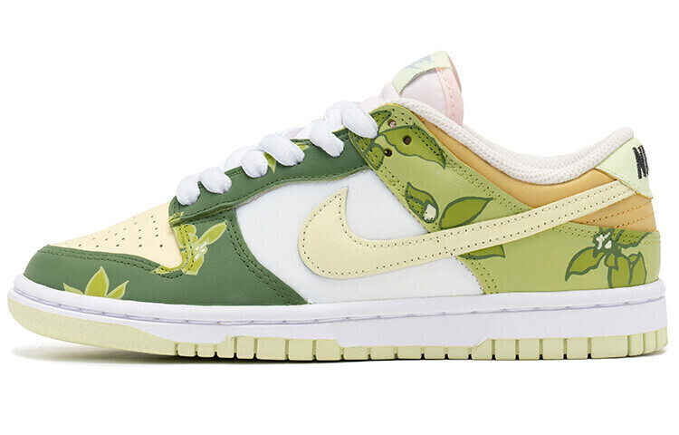 

Женские кроссовки для скейтбординга Nike Dunk