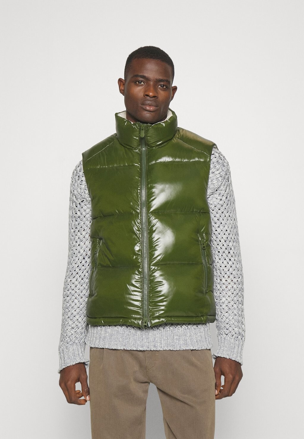 

Жилет Save the duck АЙЛАНТУС, цвет pine green