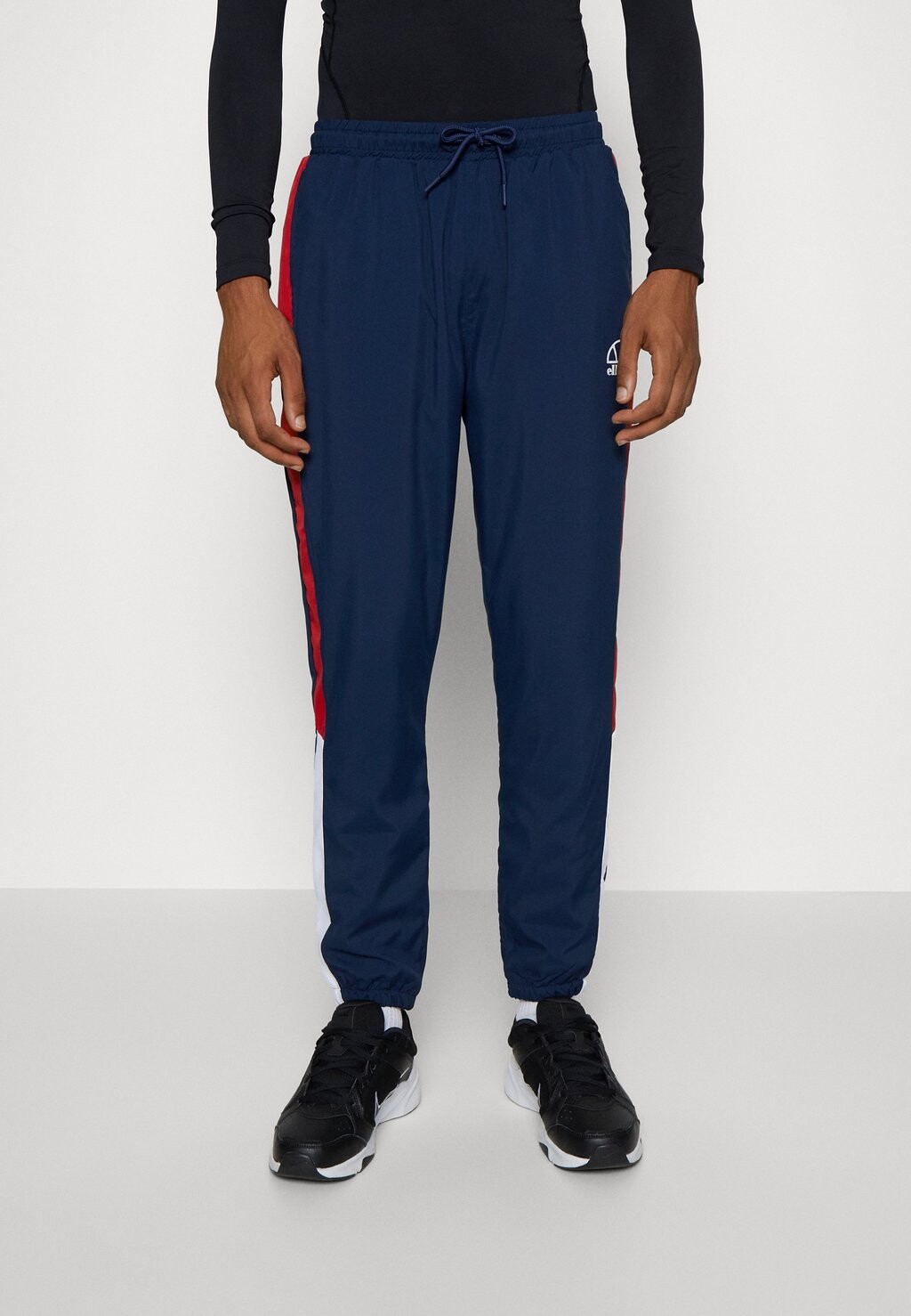 

Спортивные брюки Esecuzione Track Pant Ellesse, цвет dark blue