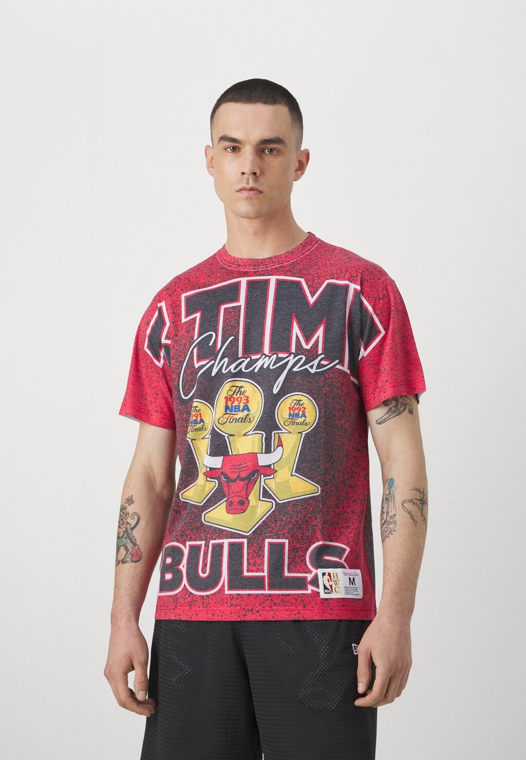 

Team Nba Chicago Bulls Champ City Sublimated Tee Mitchell & Ness, цвет multi-coloured/white