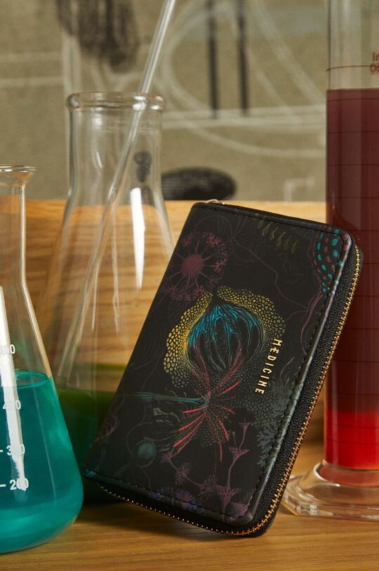 

Кошелек Medicine, мультиколор
