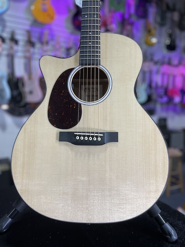 

Акустическая гитара Martin GPC-11E Road Series Left-Handed Acoustic-Electric - Natural Auth Dealer