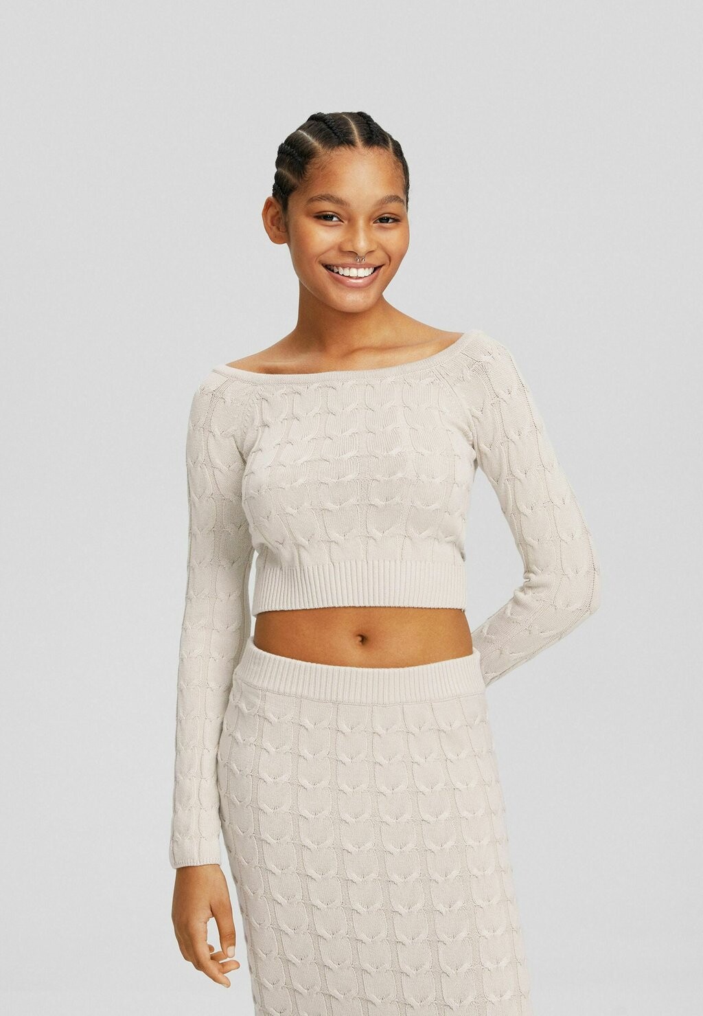 

Свитер Bershka